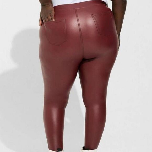 Torrid Plus Size 2X 18-20 Faux Leather Full Length Pocket Leggings, Merlot Red - Picture 3 of 4